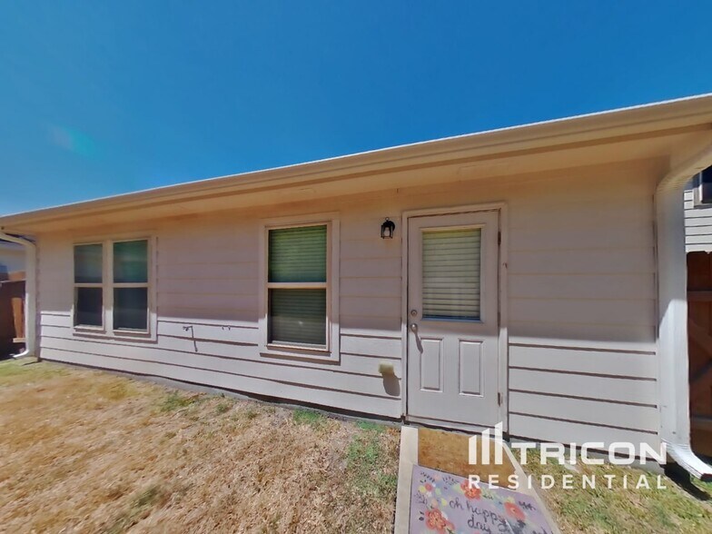 Building Photo - 9922 Orchid Spring Ln