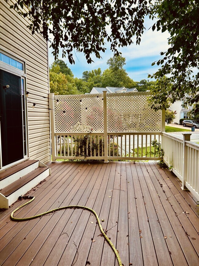 Building Photo - 43973 Swift Fox Dr