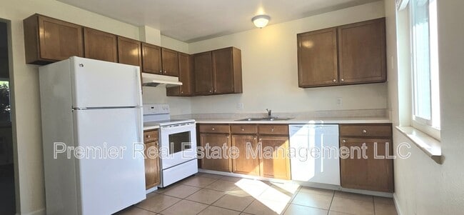 Building Photo - 4477 E Jewell Ave