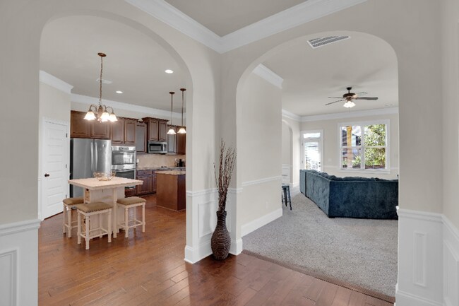 Building Photo - 12 Hillfoots Ct