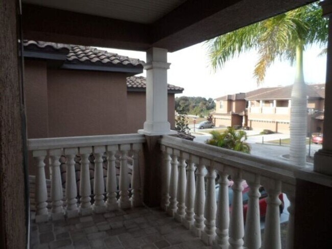 Building Photo - Gated Community of La Fortuna in Kissimmee