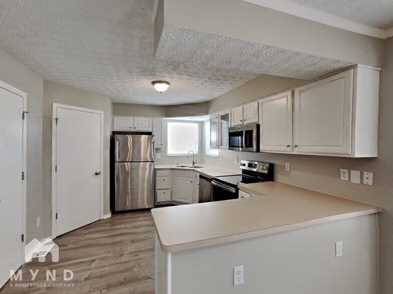 Building Photo - 3019 Old Warson Dr