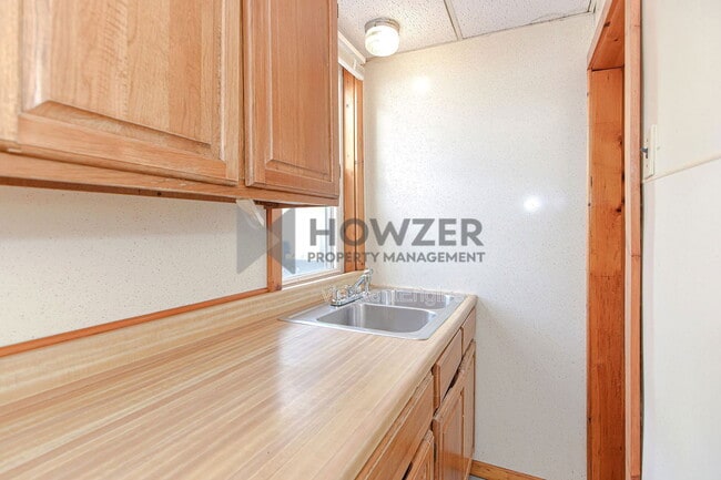 Building Photo - 41 Park St