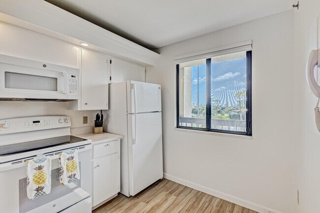 Building Photo - 601 S Seas Dr