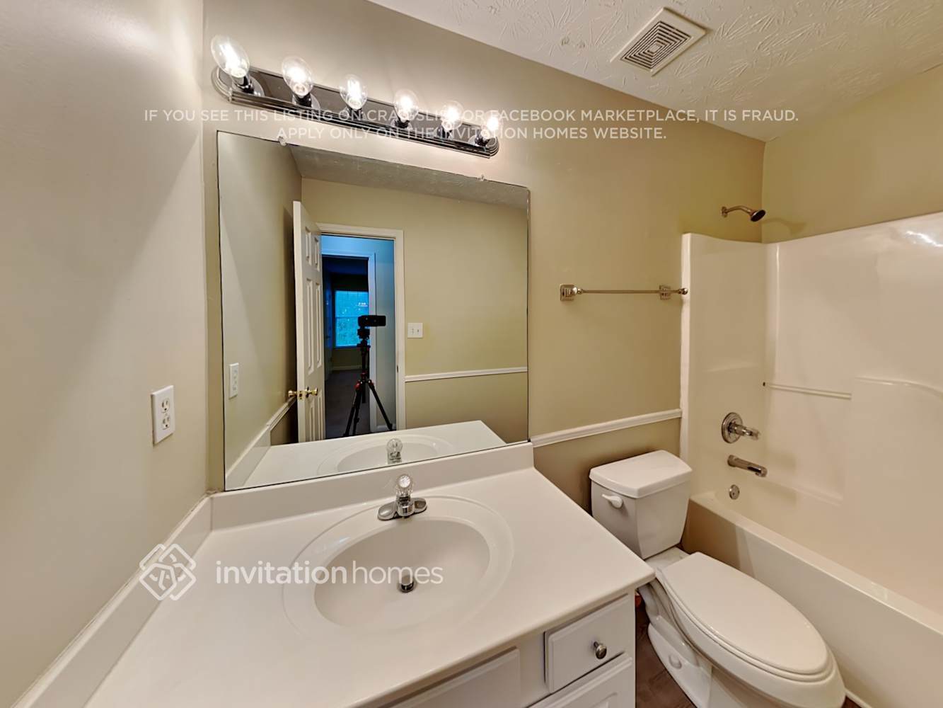 Building Photo - 1324 Wilkes Crest Ct