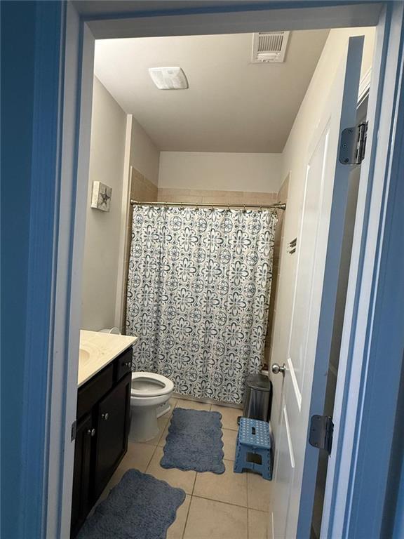 Building Photo - 1750 Dahlia Dr