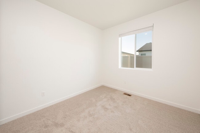 Building Photo - 2699 N Lithodora Ave