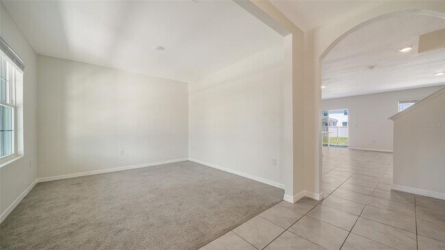 Building Photo - 12732 Lateral Root Dr