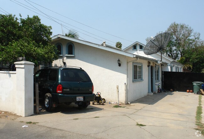 Building Photo - 226 Orange Grove Ave