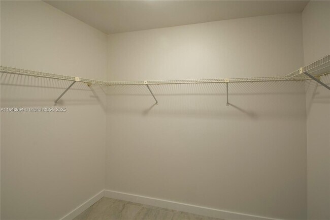 Building Photo - 1717 Whitehall Dr