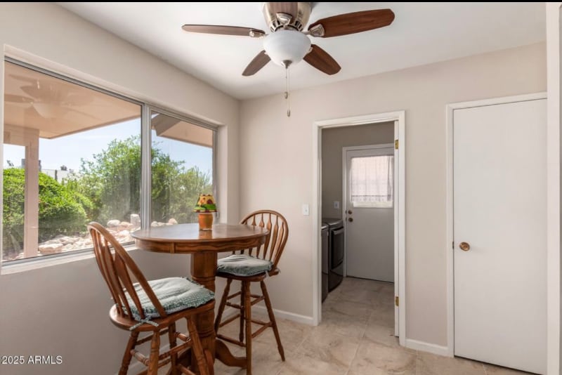 Building Photo - 10325 W Cameo Dr