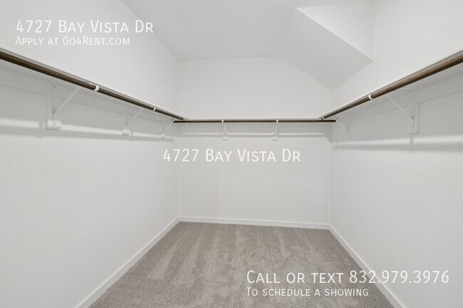 Building Photo - 4727 Bay Vista Dr