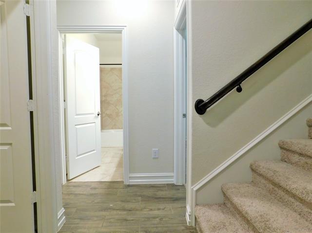 Building Photo - 1321 Millican Ln