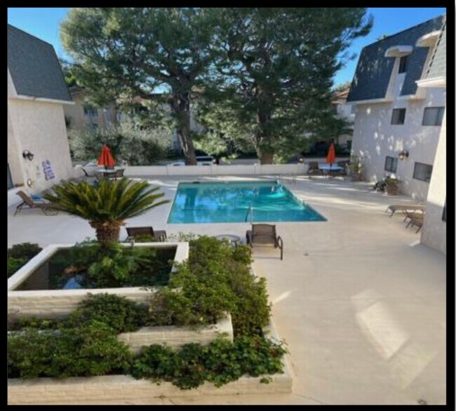 Building Photo - 4700 Natick Ave