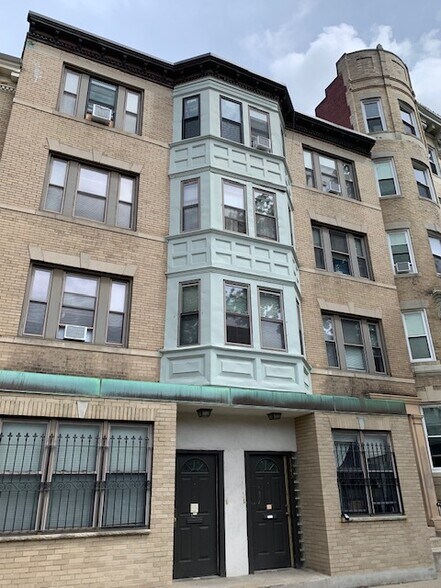 Building Photo - 1343 Commonwealth Ave