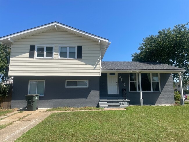 Primary Photo - 2918 Somerset Ln