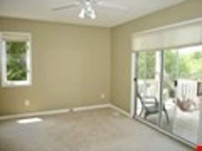 Building Photo - Emerald Isle Gated Community
