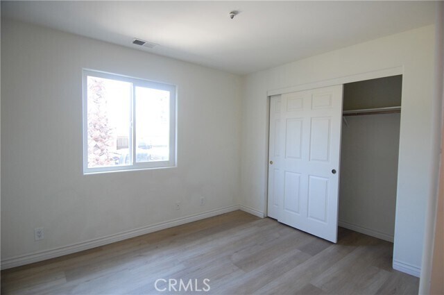 Building Photo - 223 W Avenida Palizada