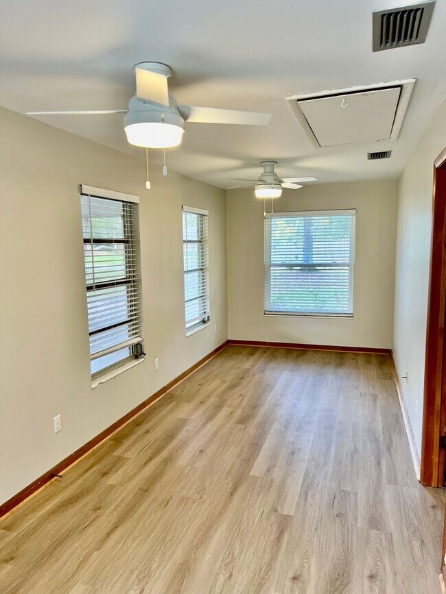 Building Photo - 86231 Peeples Rd