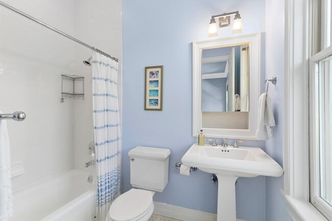 Building Photo - 142 Bull Path