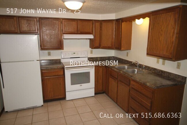 Building Photo - 517 S John Wayne Dr