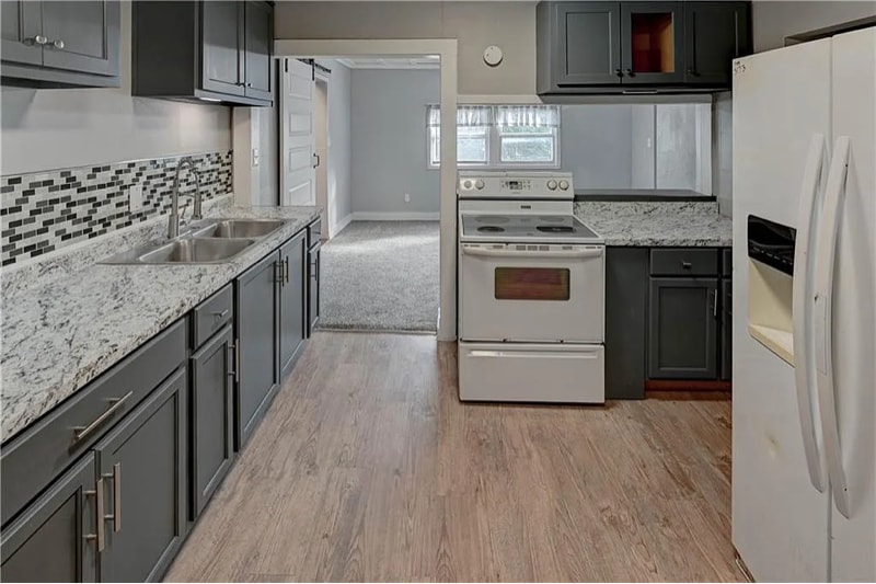 Building Photo - 611 S Overton Ave