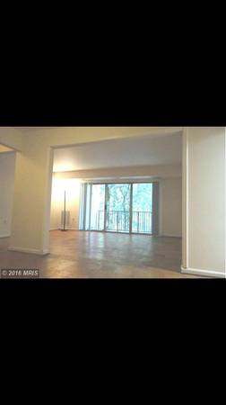 separate dining room - 876 College Pkwy