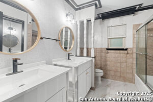 Building Photo - 28160 Windwood Dr E