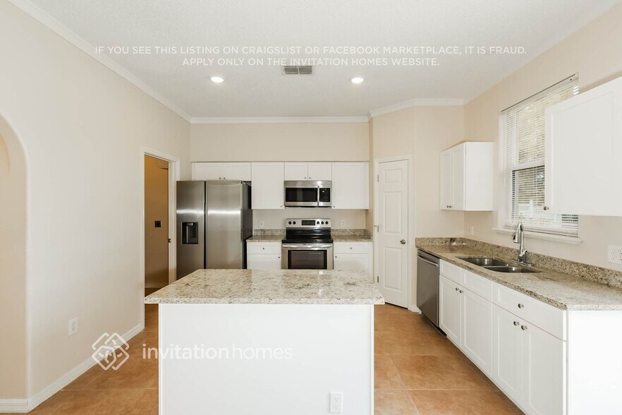 Building Photo - 31602 Loch Aline Dr