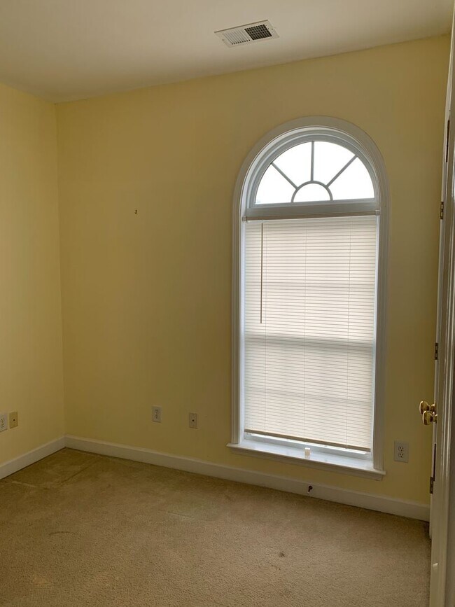 Building Photo - Spacious 3 Bedroom Condo in Carolina Forest
