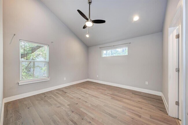 Building Photo - 5308 Downs Dr