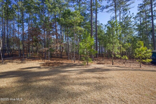 Building Photo - 660 Ave of the Carolinas