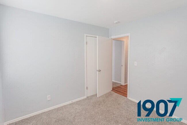 Building Photo - Charming & Updated 3-Bedroom Home in Moore...