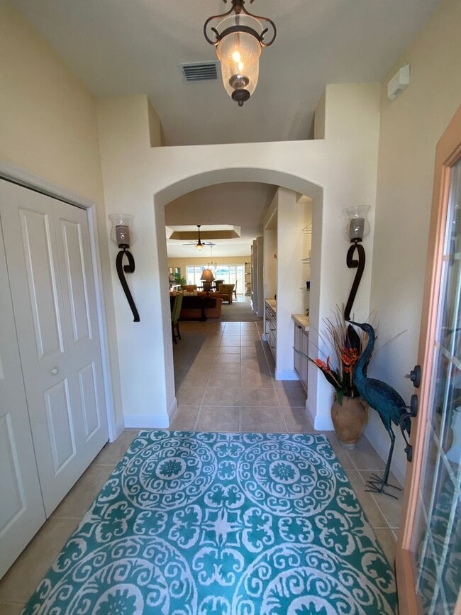 Building Photo - Exquisite - Turnkey, 3 bed + 2 1/2 Bath + ...