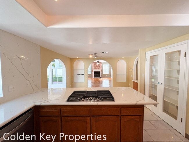Building Photo - Welcome to this stunning 4-bedroom, 3-bathroom home located in the desirable La Costa neighborhoo...