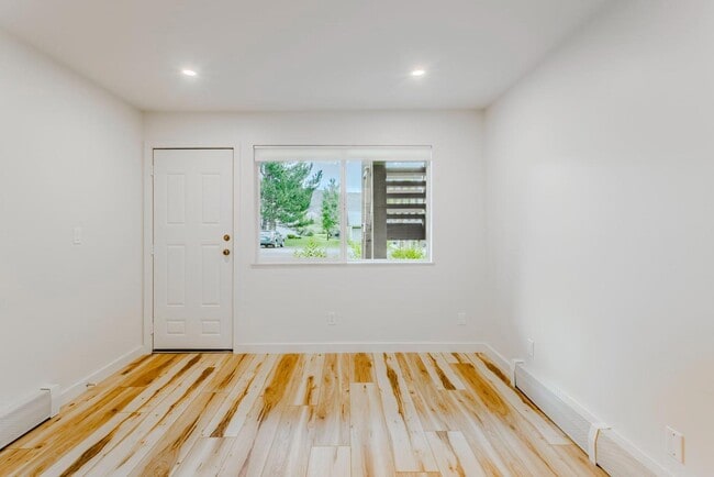 Building Photo - 14913 CO-82