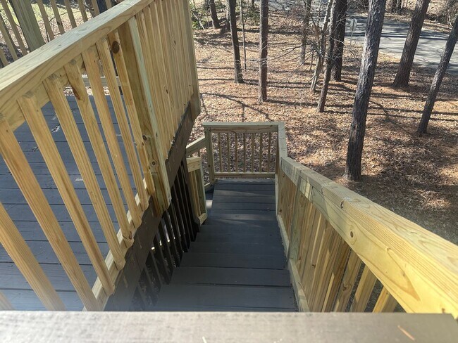Building Photo - 5500 Fortunes Ridge Dr