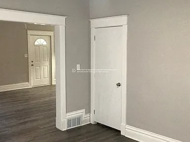 Building Photo - 625 Freeman Ave