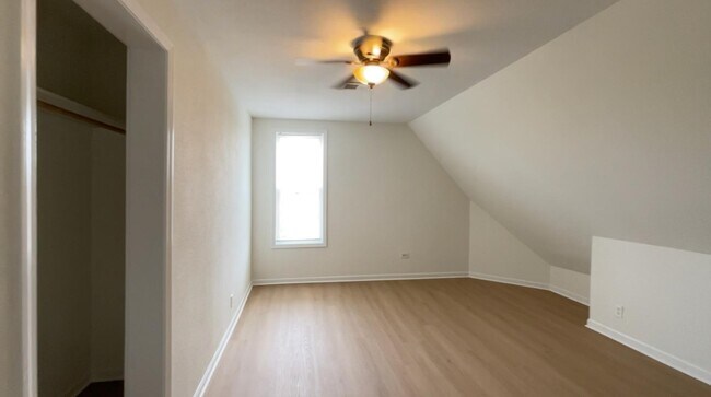 Building Photo - 955 N 17th St