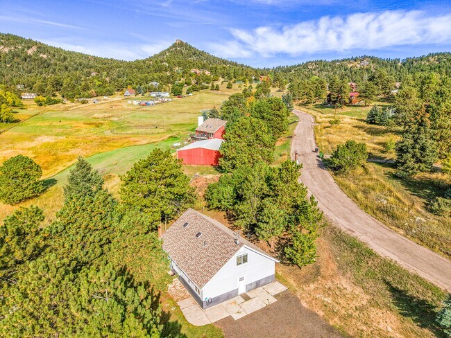 Building Photo - 6554 High Cir