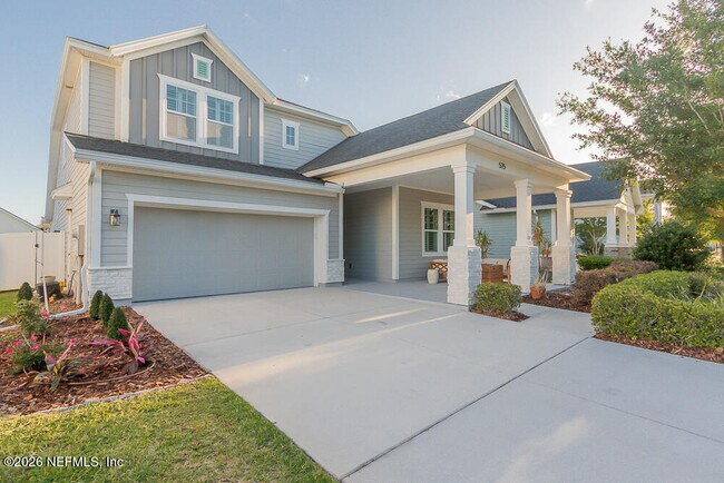 Building Photo - 575 Park Lake Dr