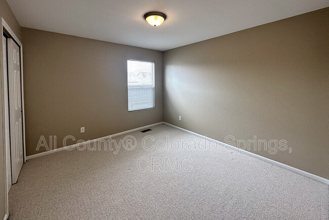 Building Photo - 2289 Gilpin Ave