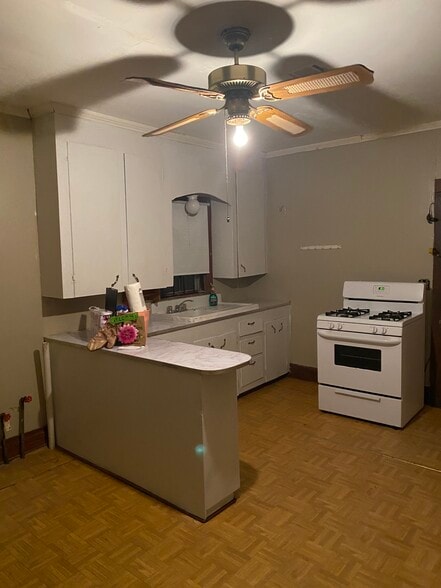 Building Photo - 713 St Jude Ave