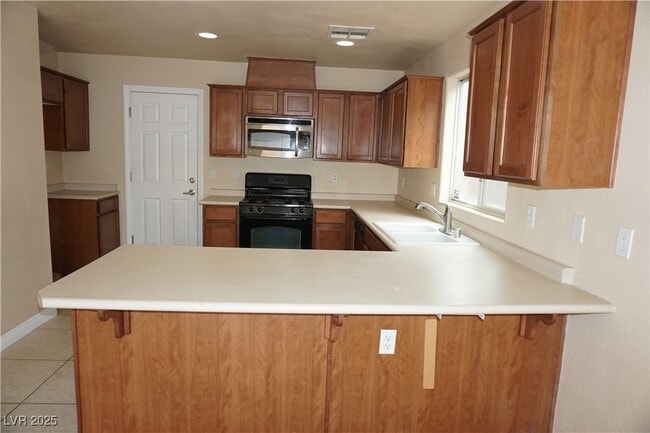 Building Photo - 9140 Iron Cactus Ave
