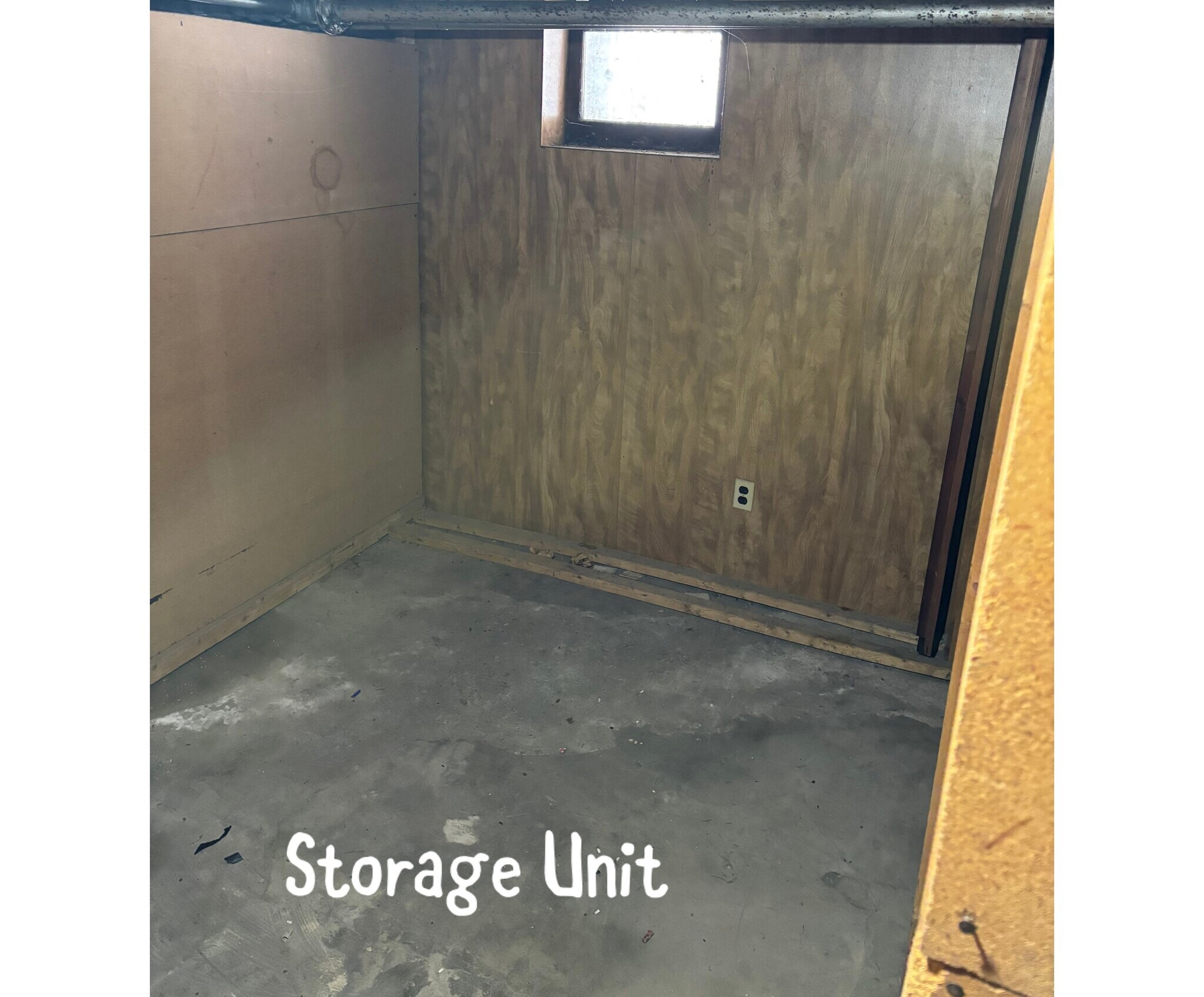 8’-7’ locked storage unit included - 3533 Brisban St