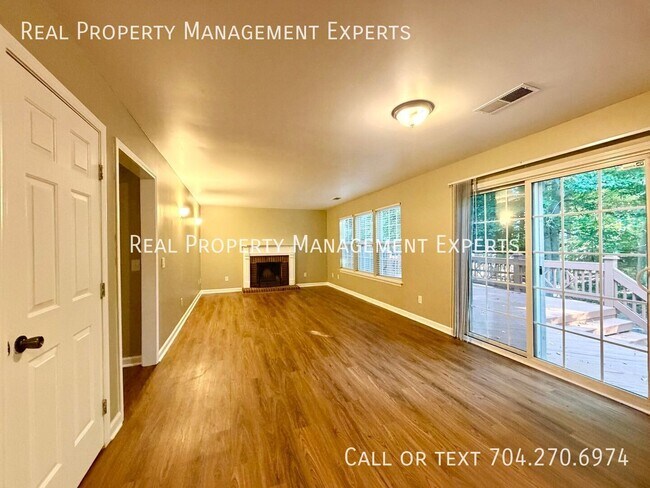 Building Photo - 13604 Toka Ct