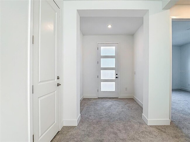 Building Photo - 410 S Westshore Blvd