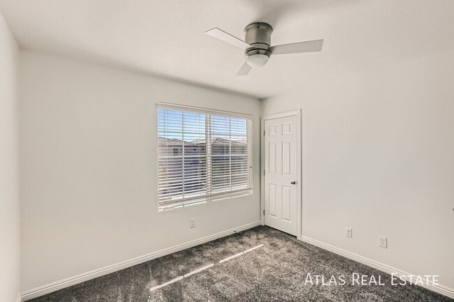 Building Photo - 3028 Misty Pine Ave.