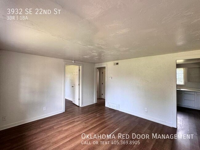 Building Photo - 3932 SE 22nd St