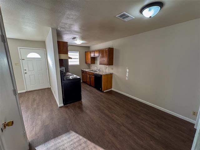 Building Photo - 103 S Burdette Ave